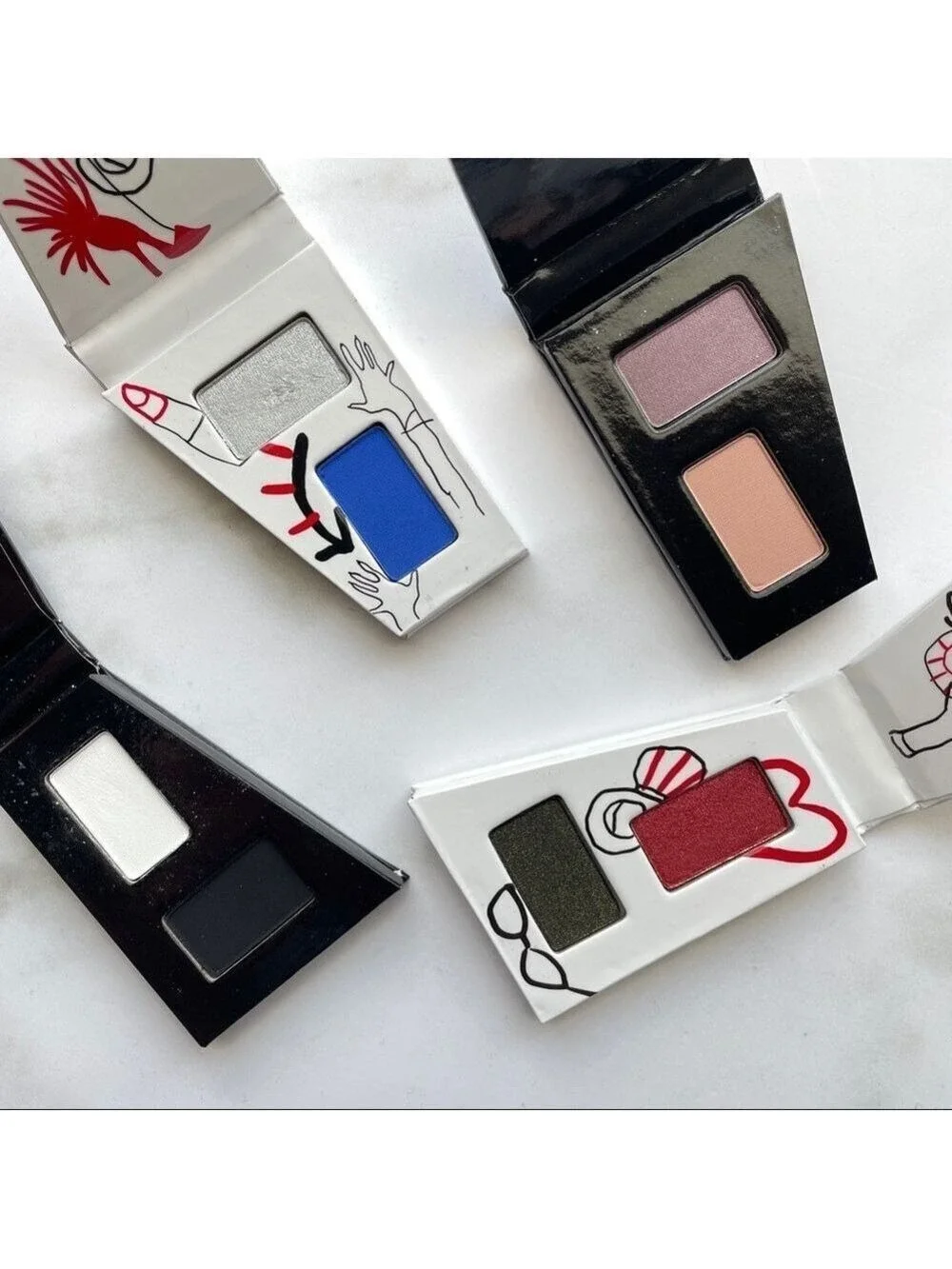 Cruella x MAC Eye Shadow x 8 Cruella To Be Kind Disney Emma Stone Collab